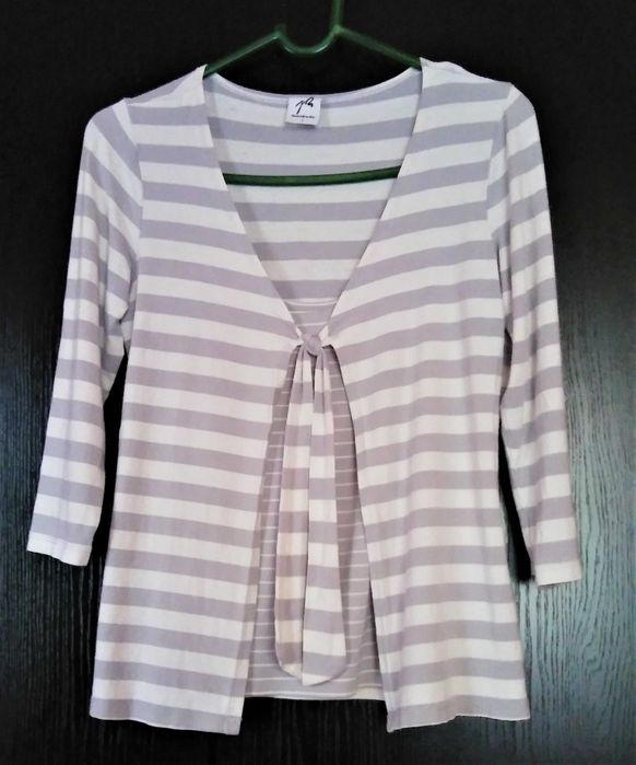 Bluzka bliżniak w pasy.