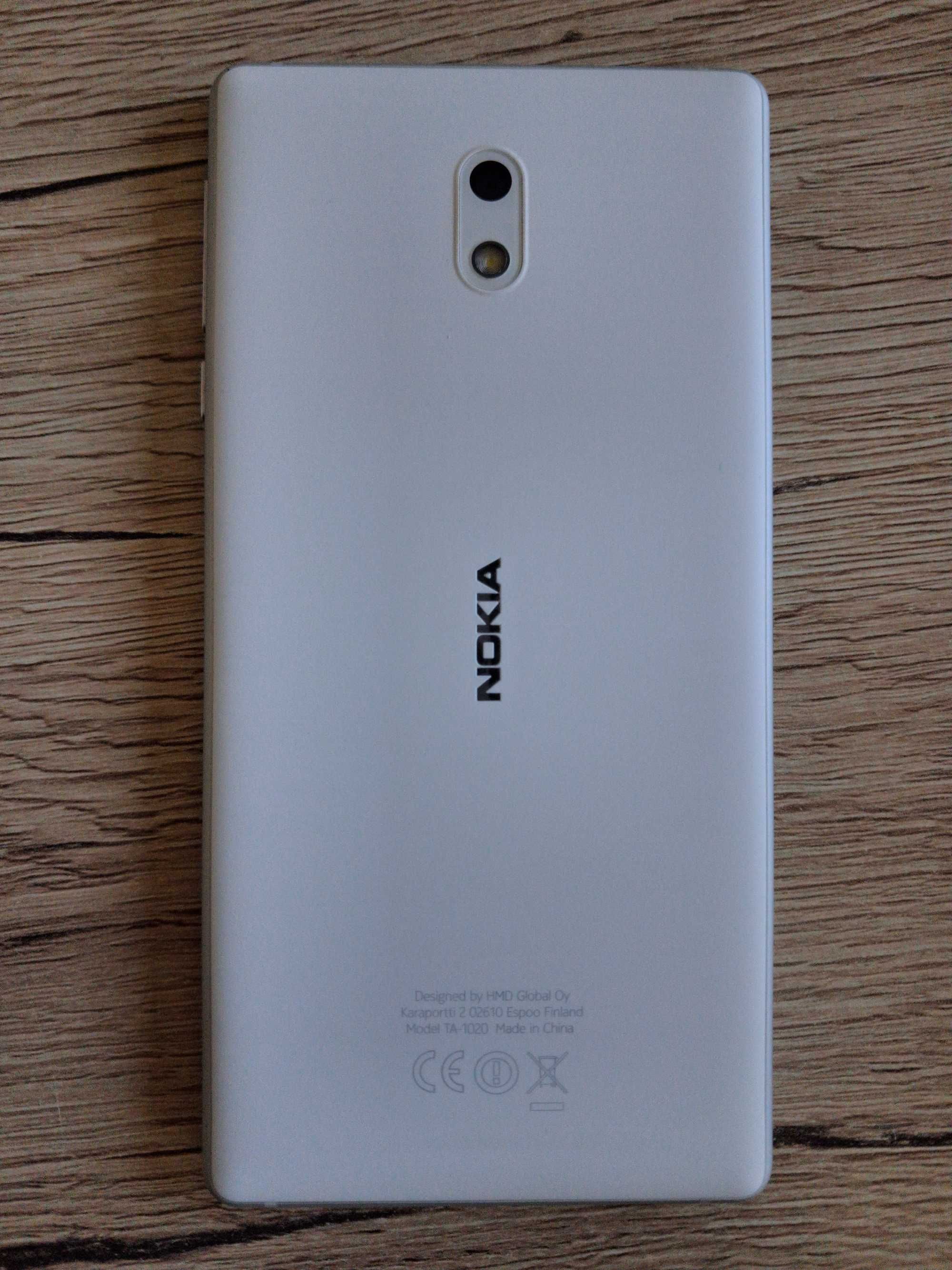 Smartfon Nokia 3 TA-1020 SS LTE (Srebrno-biały)