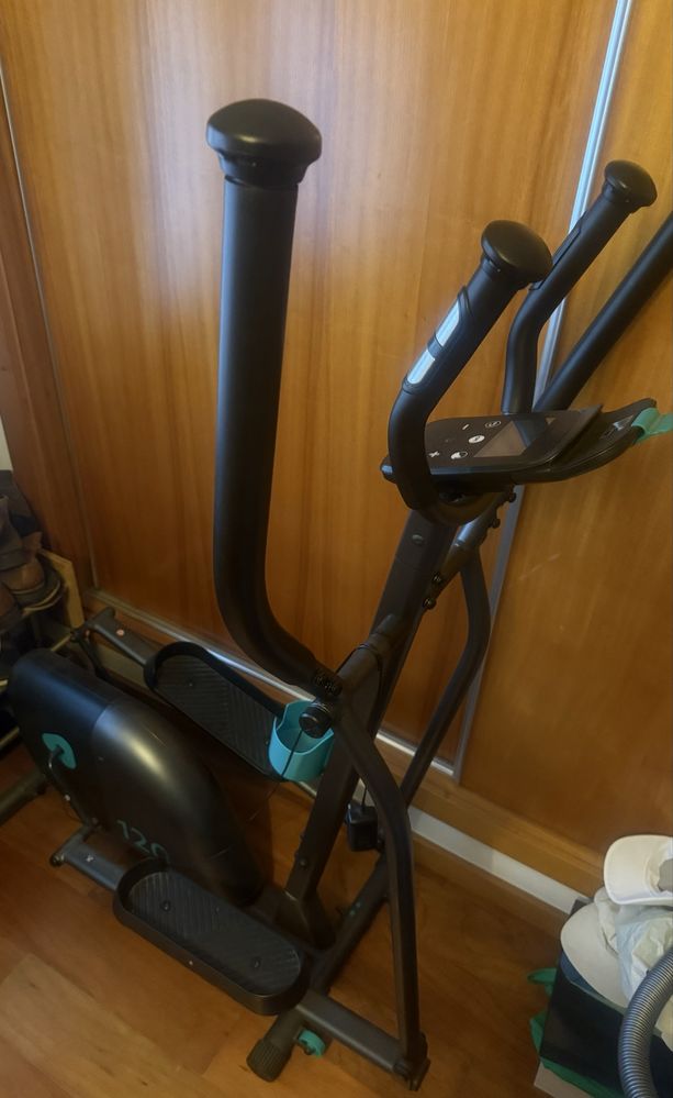 Elíptica DOMYOS 120 como nova
