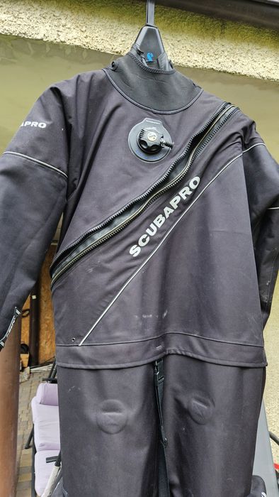 Suchy skafander scubapro xl