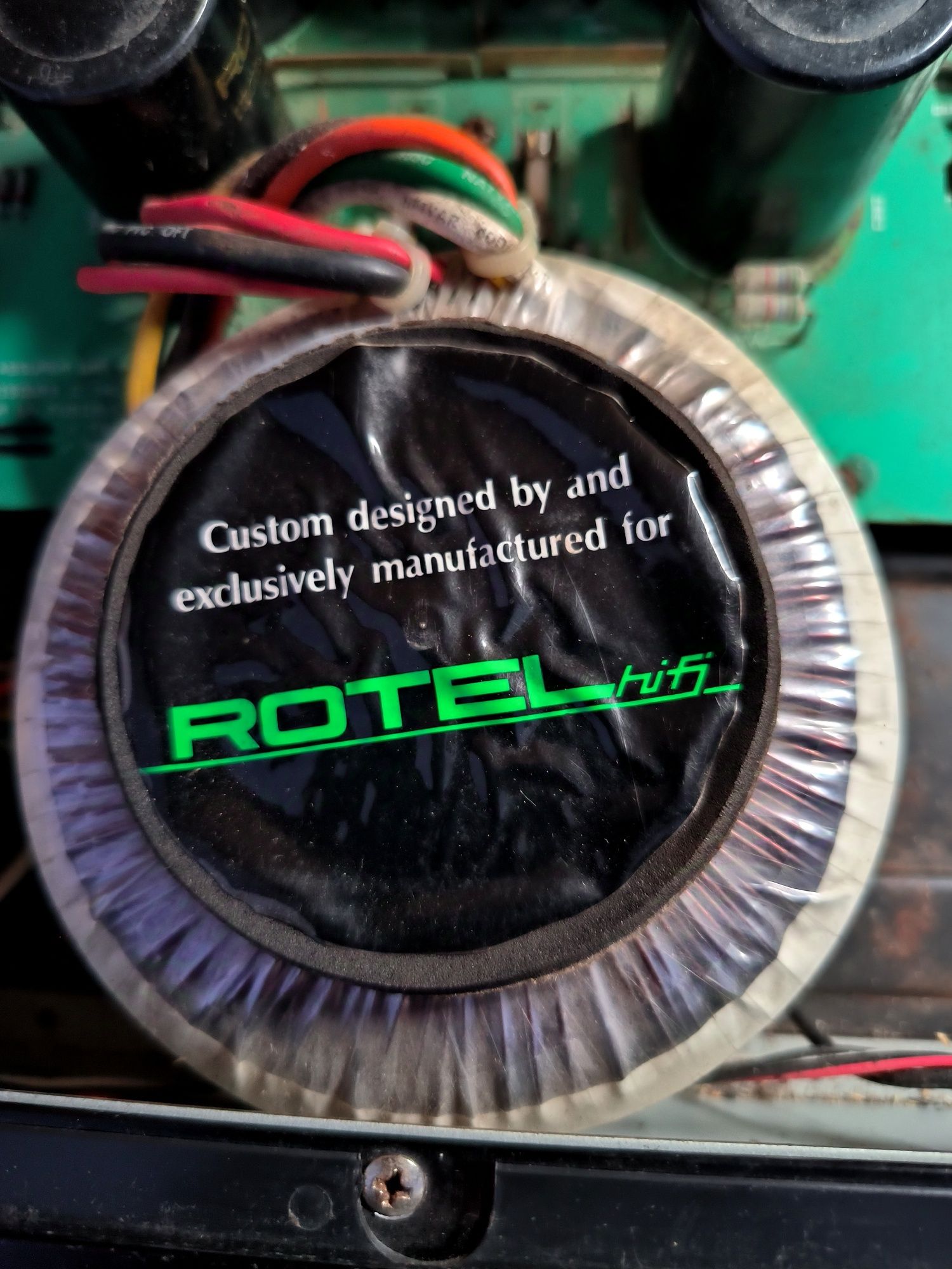 Amplificador Rotel RB-970BX Vintage