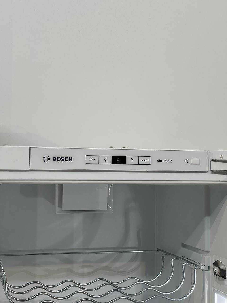 Топовий Однокамерна Холодильна камера Bosch KIR81AF30 ІдеалСтан
