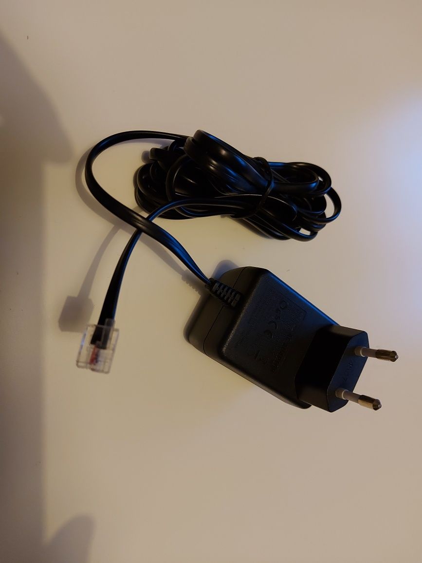 AC adaptor ladowarka