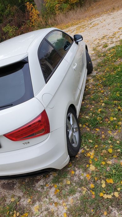 Sprzedam Audi A1 ,1.6 tdi 105 km S-Line