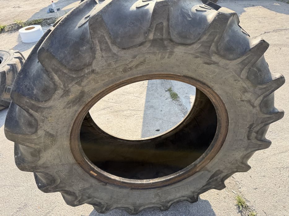 Opona 440/65R24 KLEBER