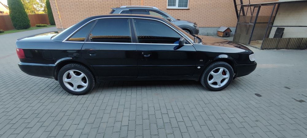 Audi a6c4 1995 року 2.6 ABC