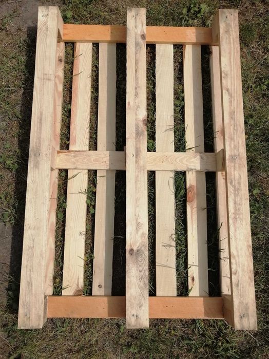 Palety 120 x 80 cm ładne mocne jasne przemysłowe, np. na taras, schody