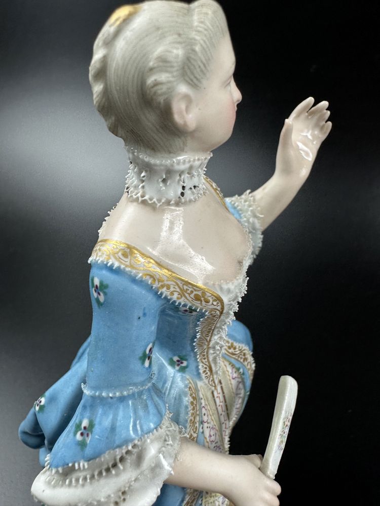 Figurka Dama z wachlarzem 1850 - 1924 Misnia Meissen