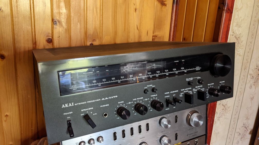Akai AA-1175 uszkodzony 2x75W