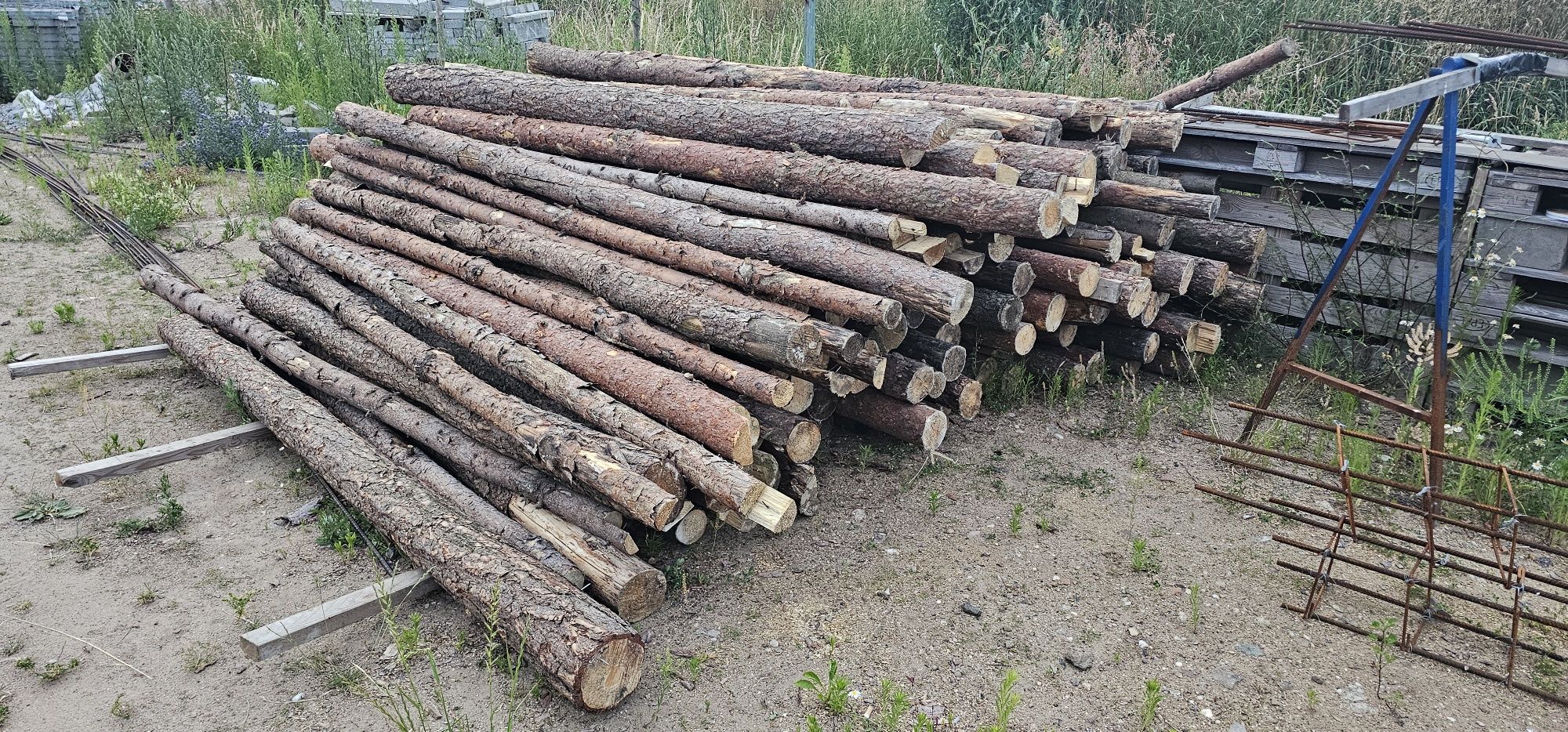 Sprzedam drewniane stemple budowlane 280cm