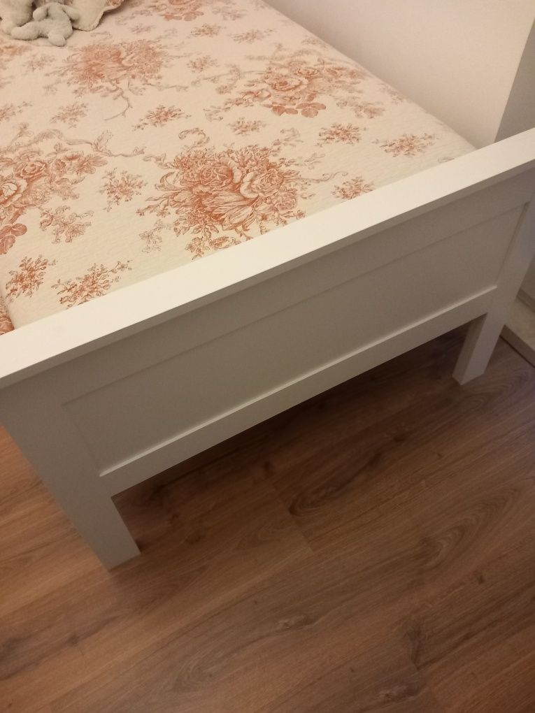 Cama Lacada Branco - IMPECÁVEL