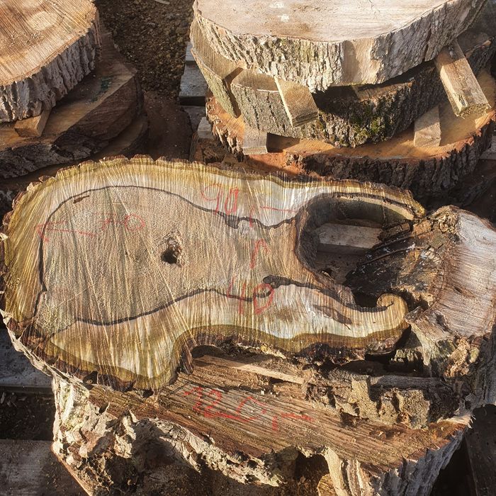 Plastry drewna na stoliki kawowe