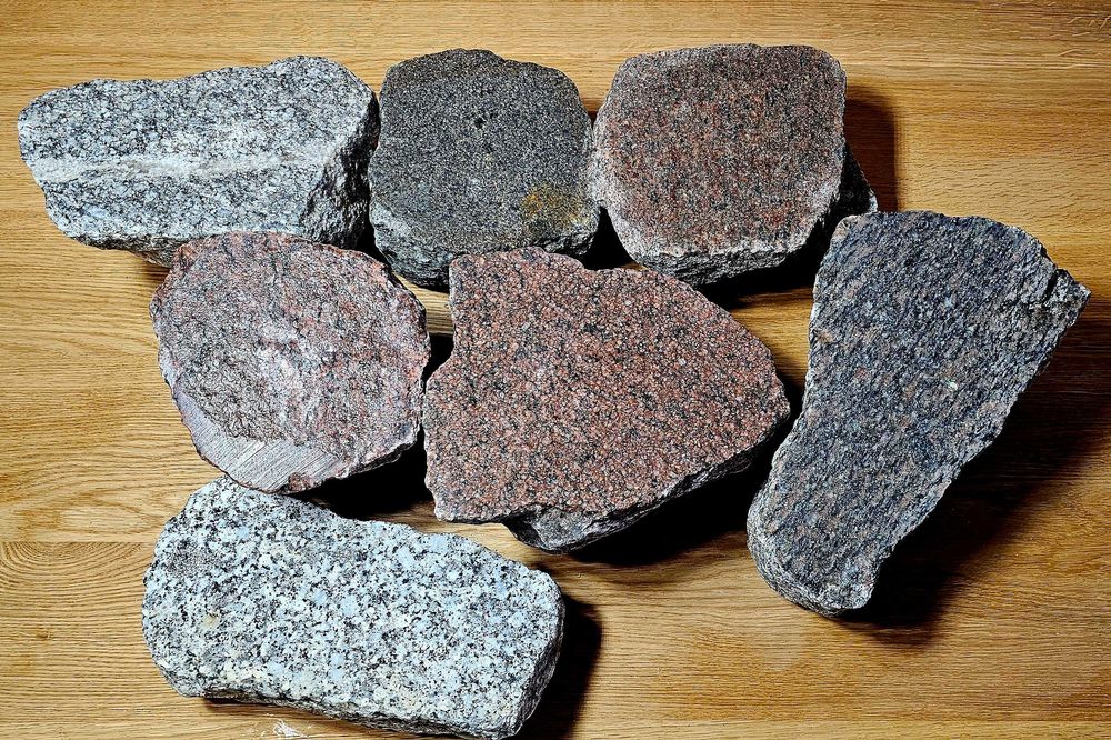 Kamień polny cięty starobruk kostka granitowa bruk granit