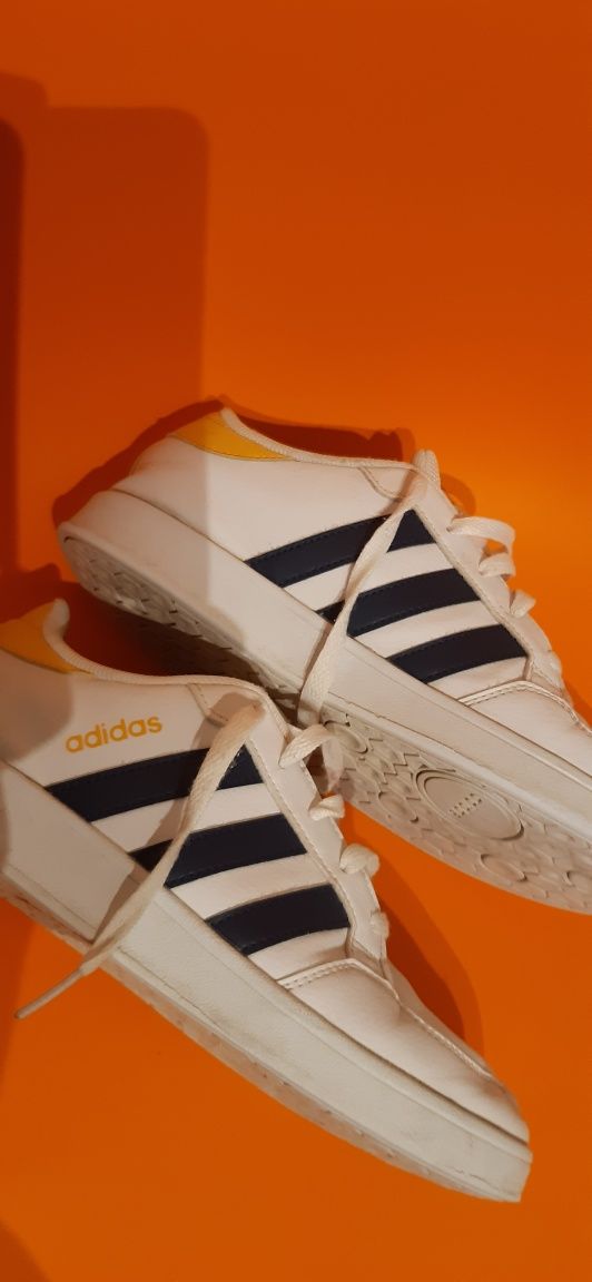 Tenis Adidas originais