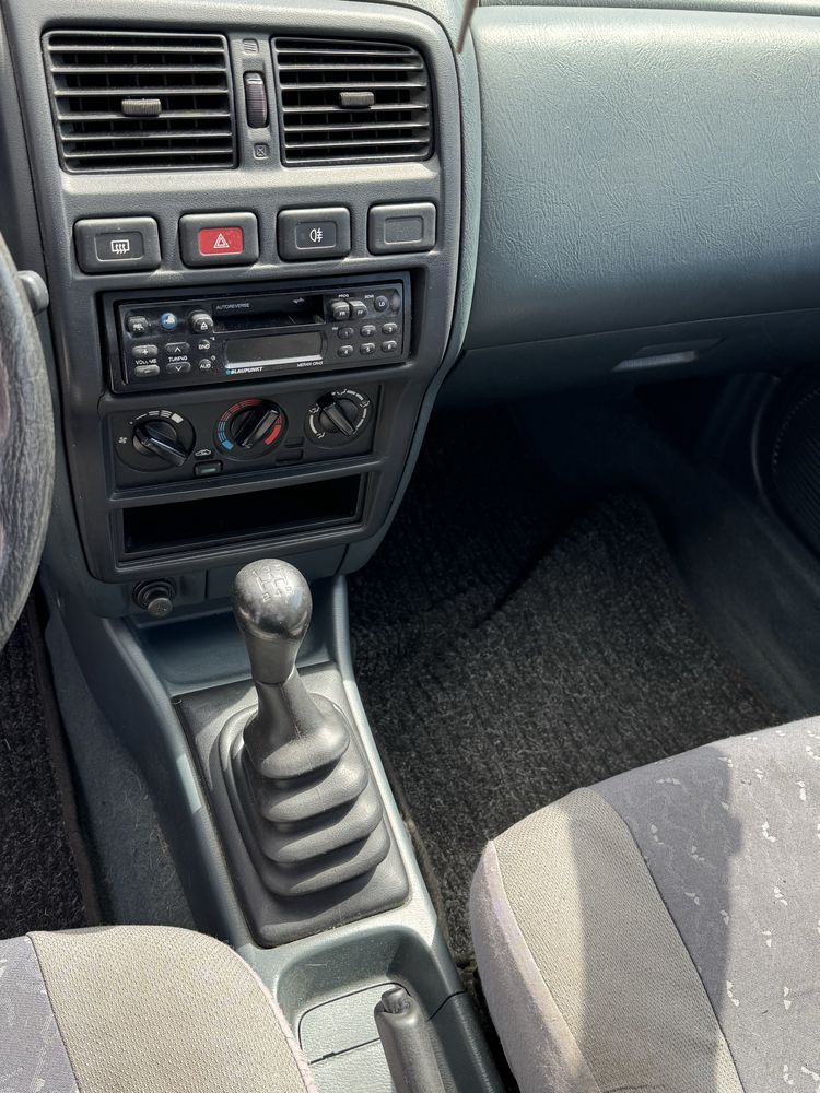 Nissan Almera GX