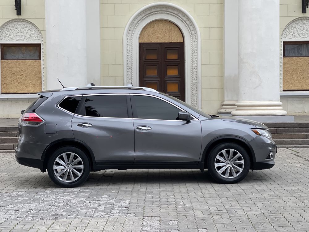 Продам Nissan Rogue