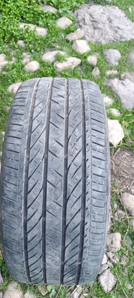 Шини всесезонні 225/40 R18