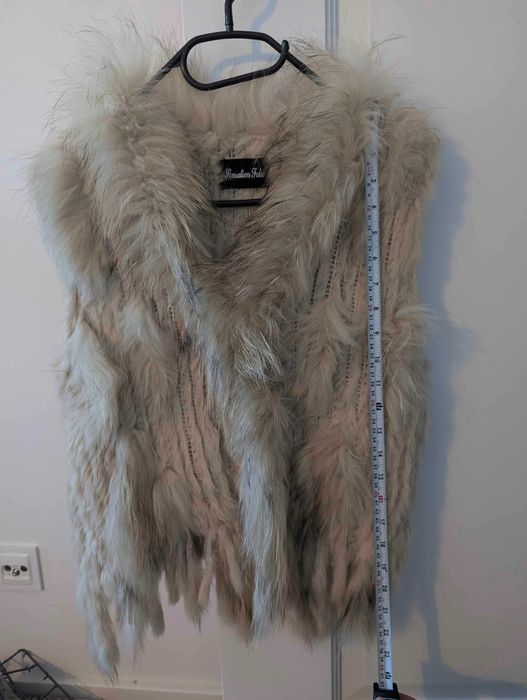 Kamizelka z prawdziwym futrem
Kamizelka z prawdziwym futrem
