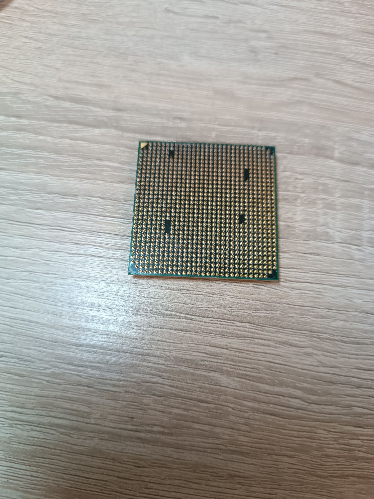 Процесор AMD Phenom II X6 1035T 2.60GHz