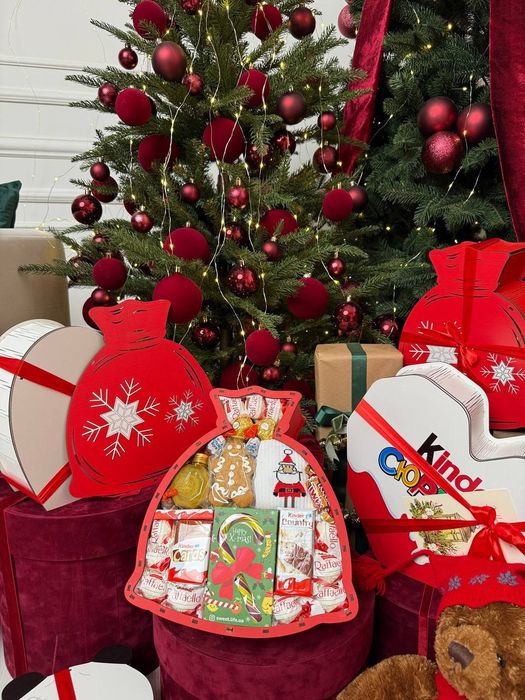 Подарунковий набір бокс Солодкий подарунок для дочки Мішечок Кіндер