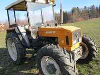 Ciągnik rolniczy Renault 7454