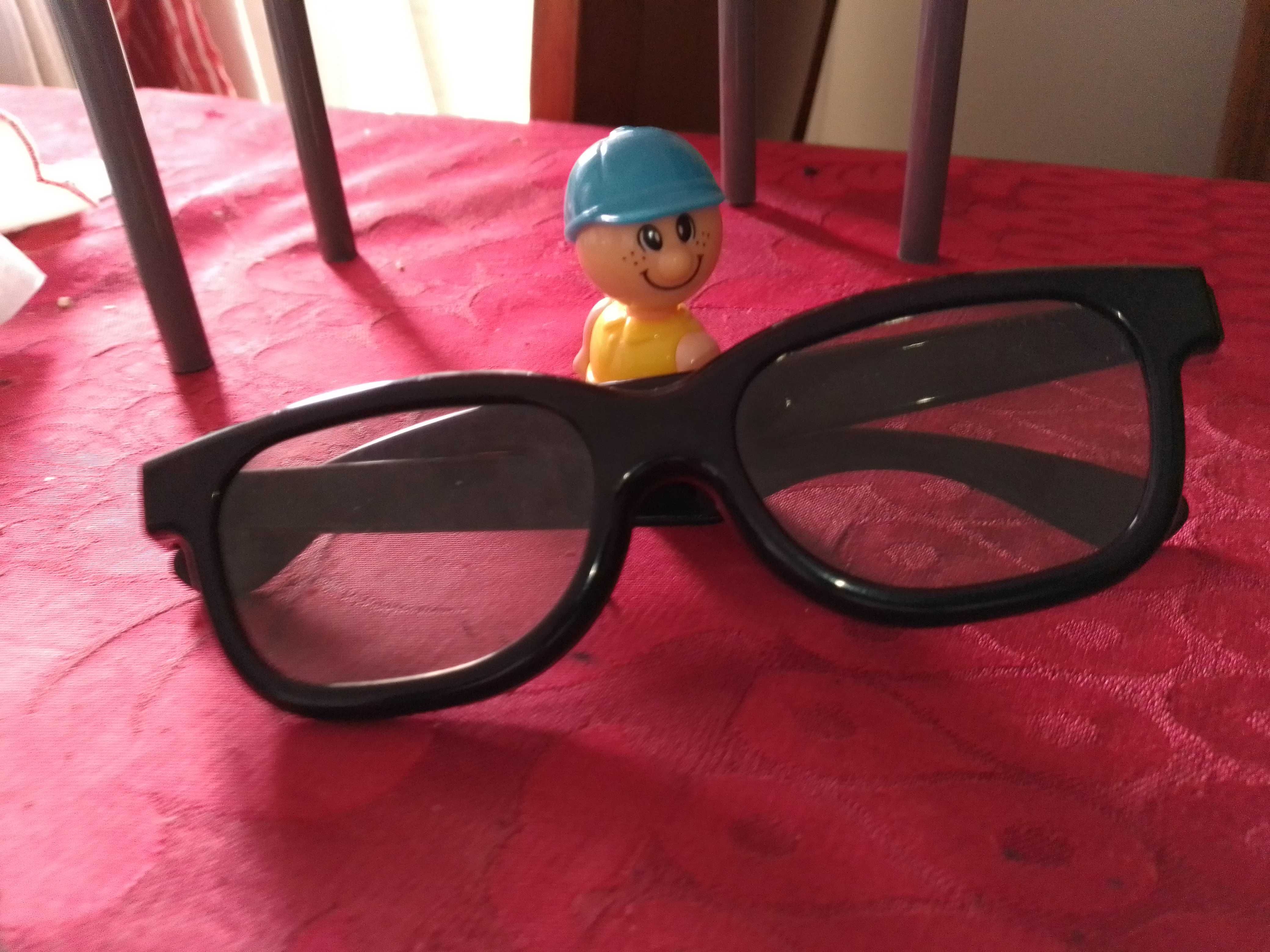 Quer Sair da sua Dimensão? Oculos Real D 3D-3E -Bonequinho 2E Desde 2E