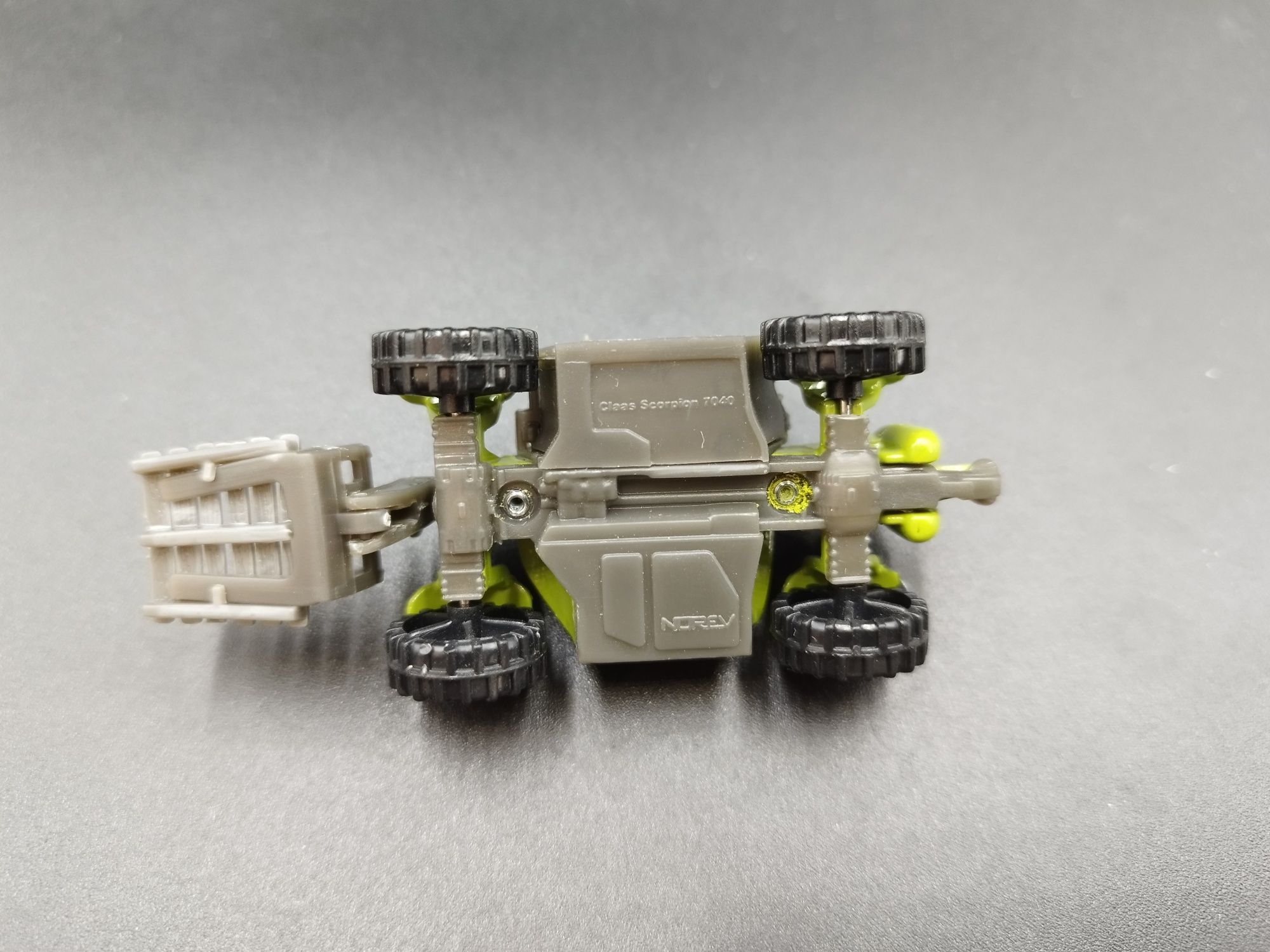 1:58 Norev Mini-jet Claas Scorpion  7040 model model nowy,