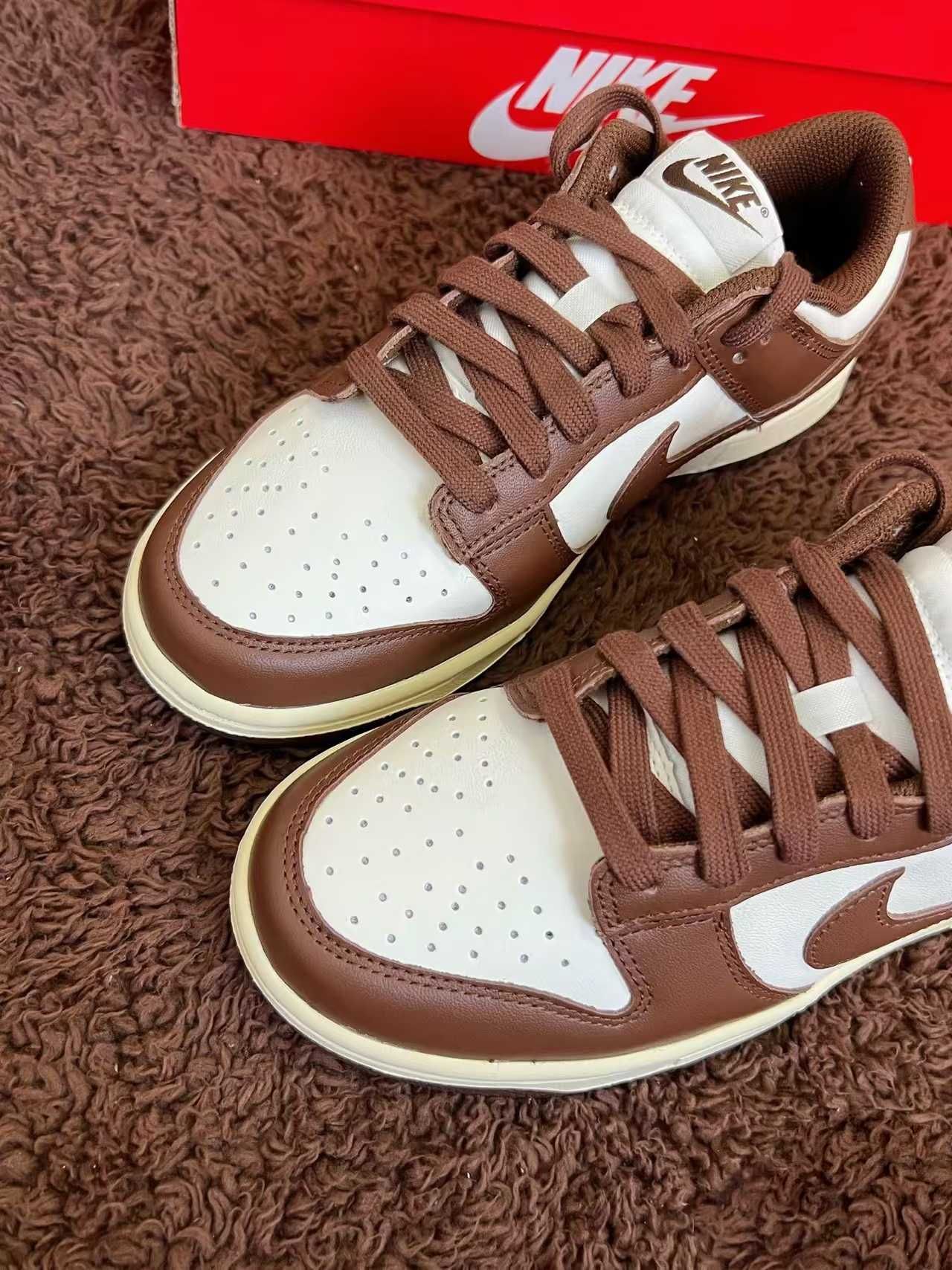 Nike Dunk Surfaces In Brown And Sail R.38.5