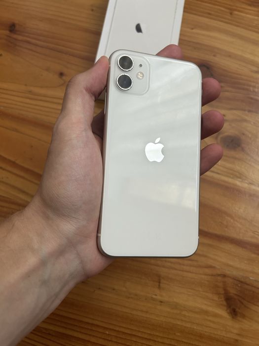 iPhone 11 64GB biały bardzo dobry stan