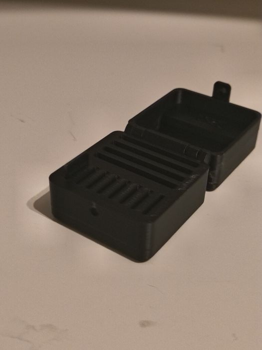 Pojemnik na karty micro sd oraz sd