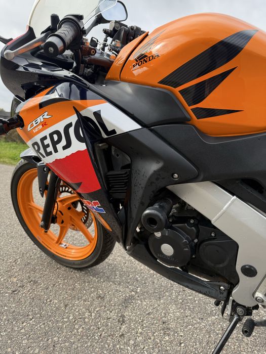 Honda cbr 125 jc50 repsol