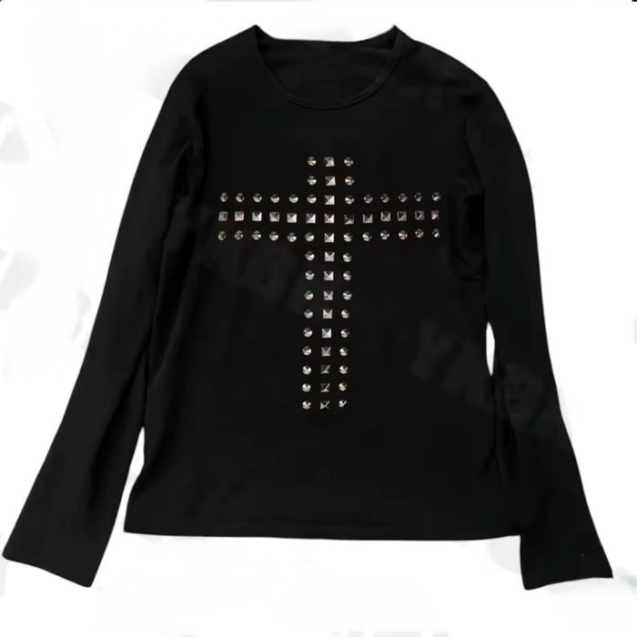 чорний лонслив y2k з хрестом