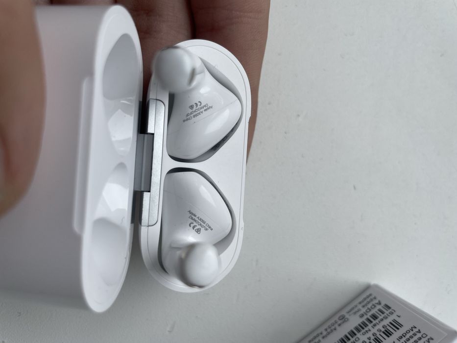 Airpods 4 anc full work
