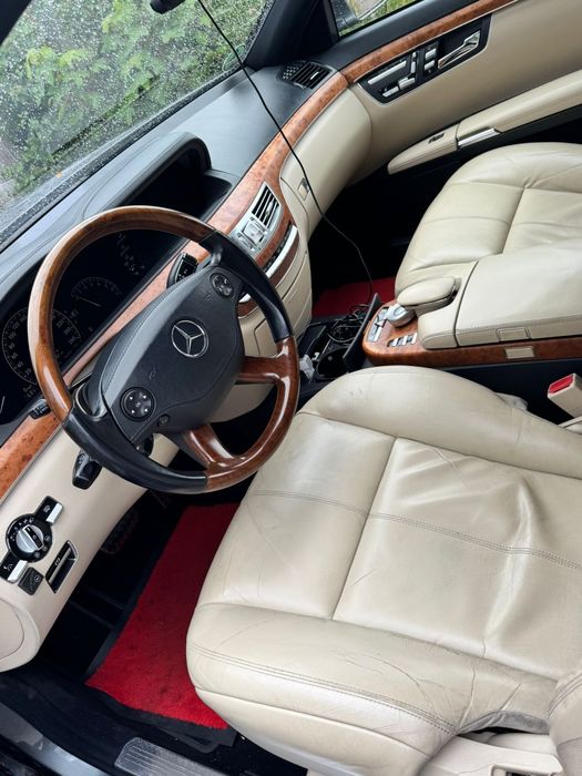 Mercedes S550 W221
