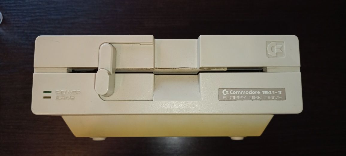 Komputer Commodore c 64. Retro. Komplet.