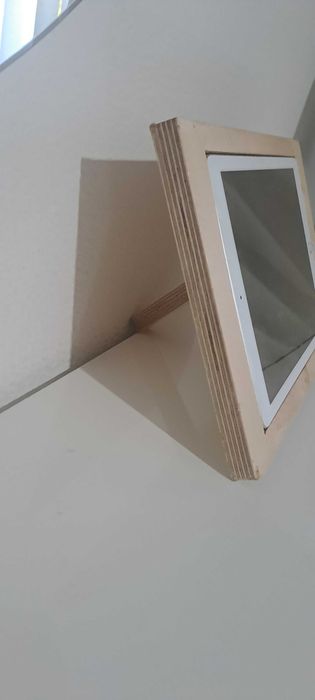 Trabalho/Corte personalizado em madeira acrilico e alucabond