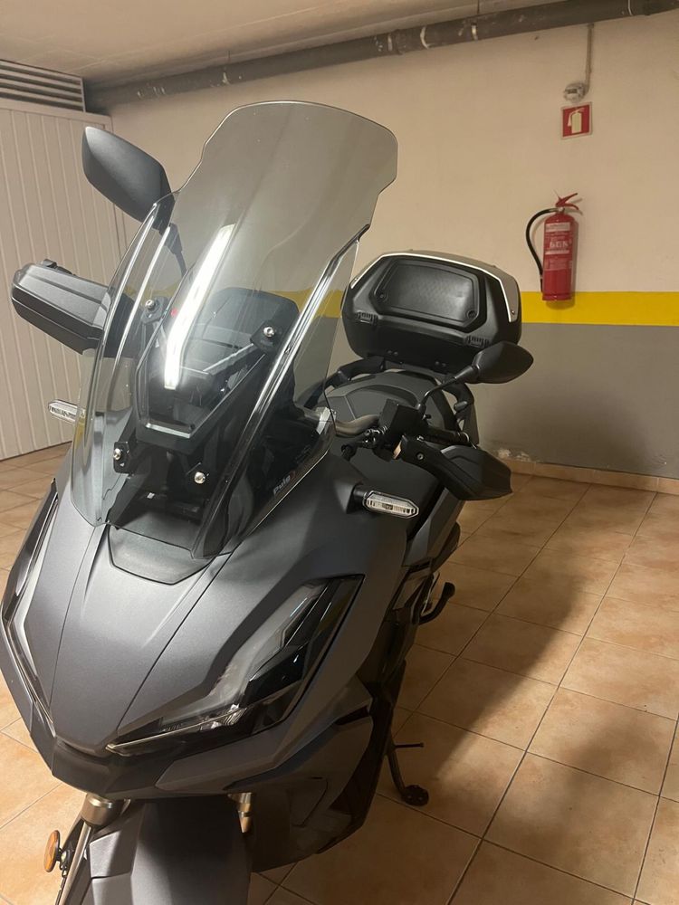 Honda ADV350 - Garantia 07-2025