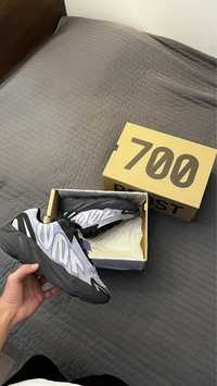 Adidas Yeezy Boost 700 MNVN nowe