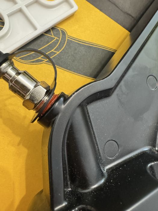 DeWalt Gwoździarka Młotek pneumatuczny do parkietów podłogi desek