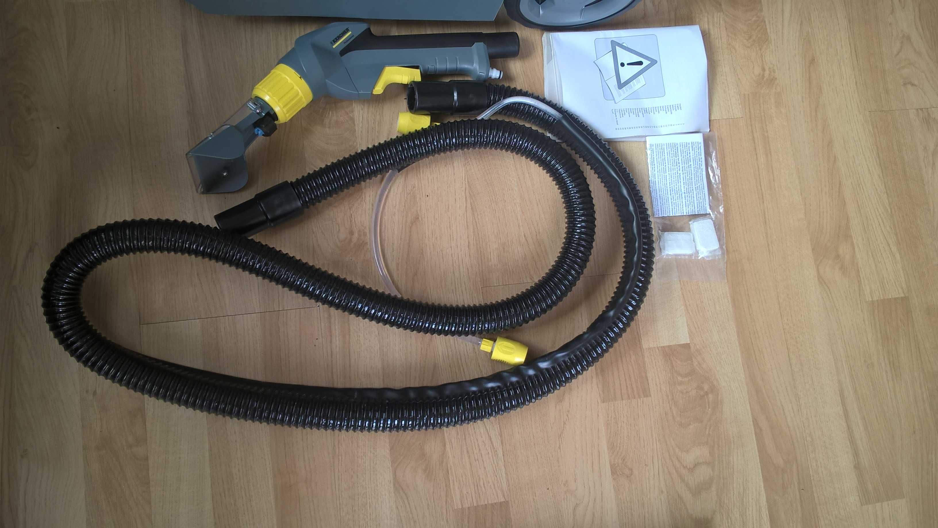 Odkurzacz piorący karcher puzzi 10/1 nowy 2024 rok