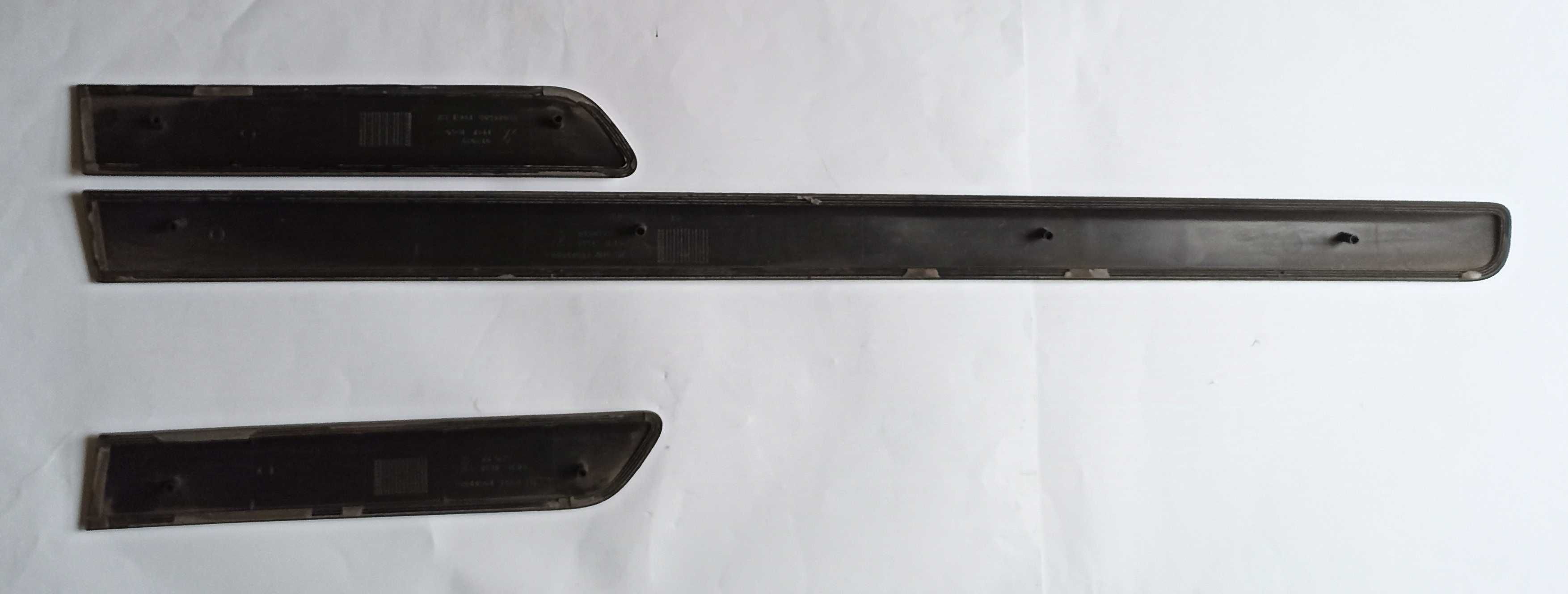 Listwa drzwi Mitsubishi Colt czc cabrio blotnik listwa boczna ozdobna