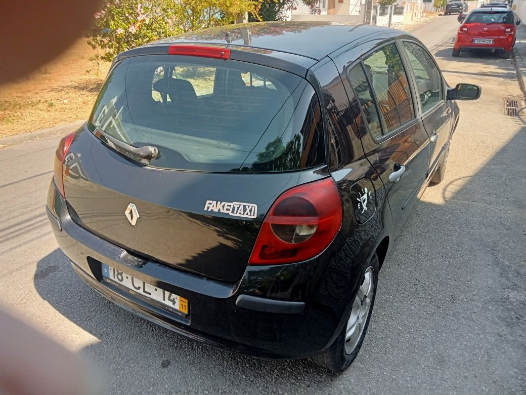 renault  clio 3  1.5 dci