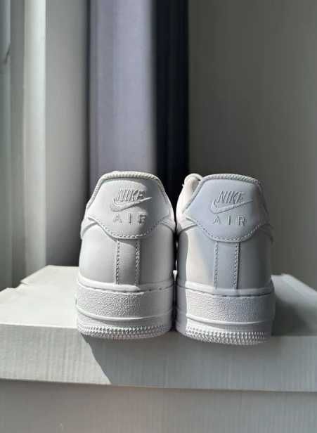 Buty Trampki NikeAir_Force_1_Low _07_White_R. 38