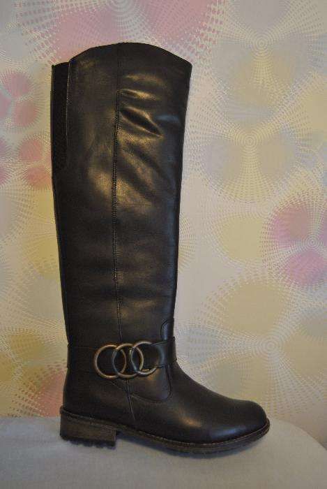 продам зимние женские сапоги рикер