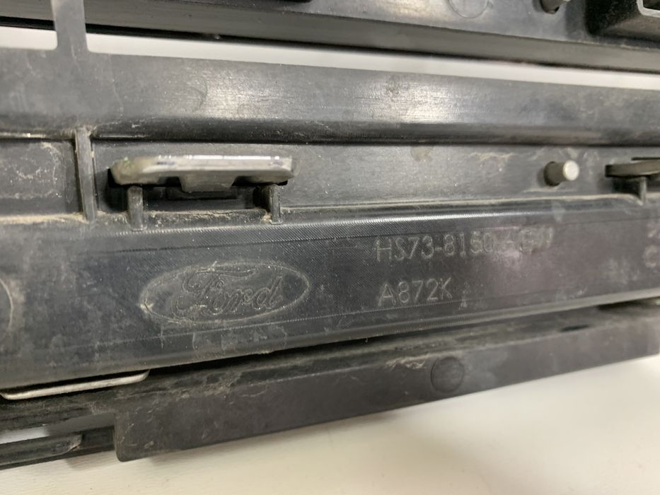 Решітка Ford Fusion