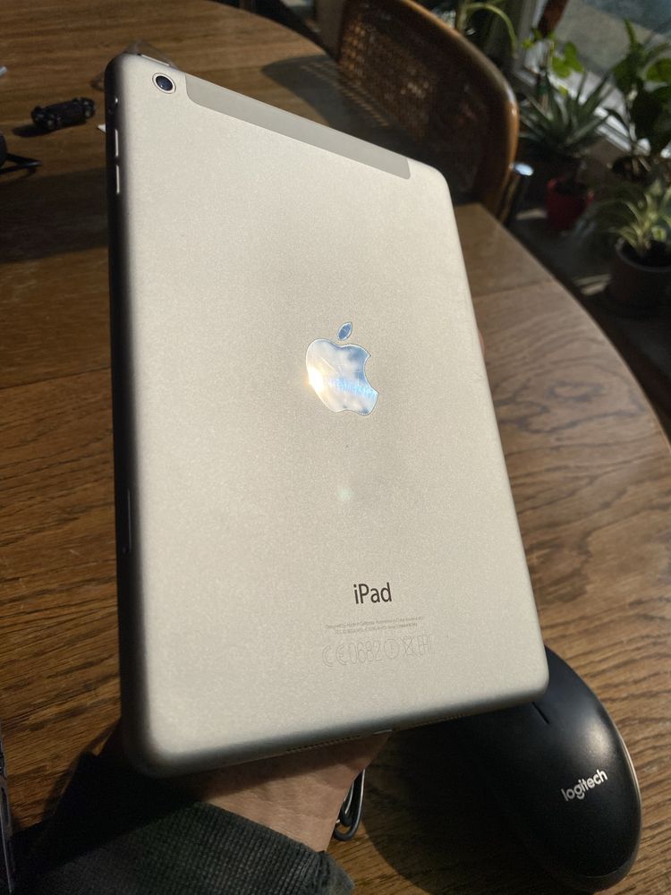 iPad mini 2, 16GB + 3G