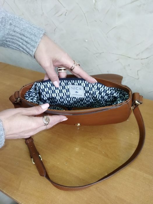 Сумка крос-боді з штучної шкіри