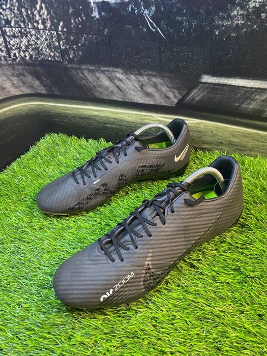 Бустси Nike Vapor 15 Academy FG 44(28 см)оригінал бутси найк