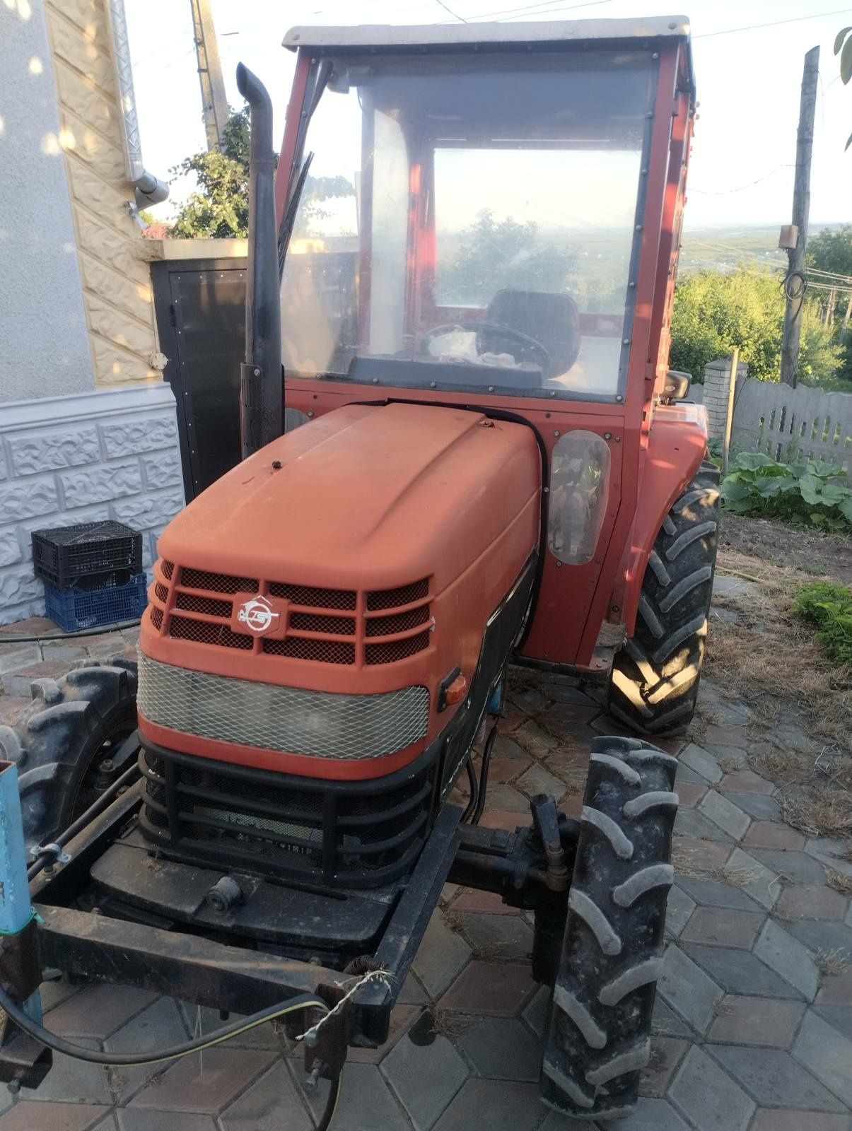 Продається трактор TS -354
2007 року, з документами порядок.
На ходу,