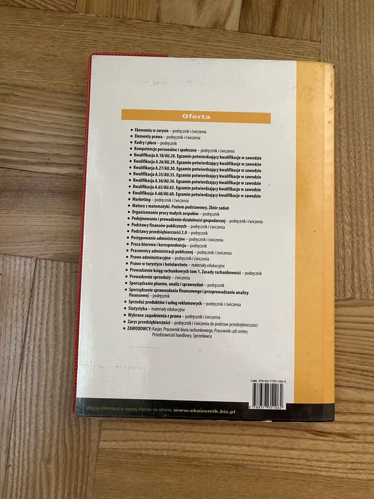 Praca biurowa i korespondencja